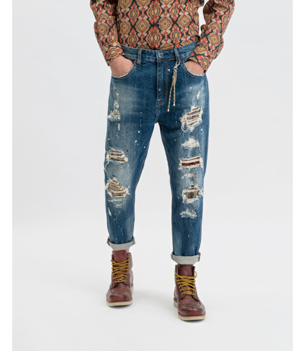 Mike carrot cropped jeans with paint droplets, rips and patches