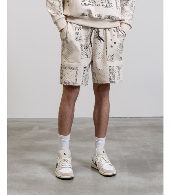 Jogger shorts with bandana prints