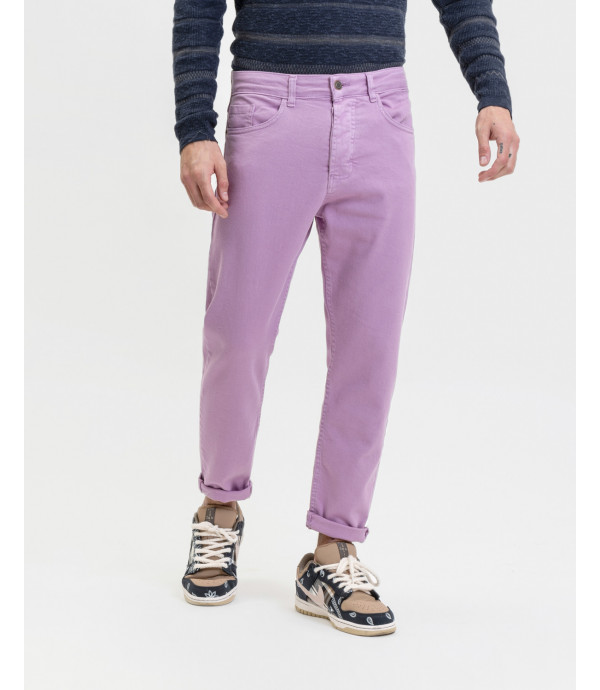 Relaxed fit trousers with knee rips