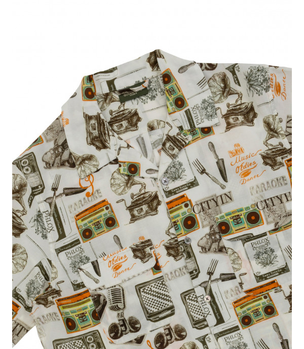 Short sleeve shirt with "old times" all over print
