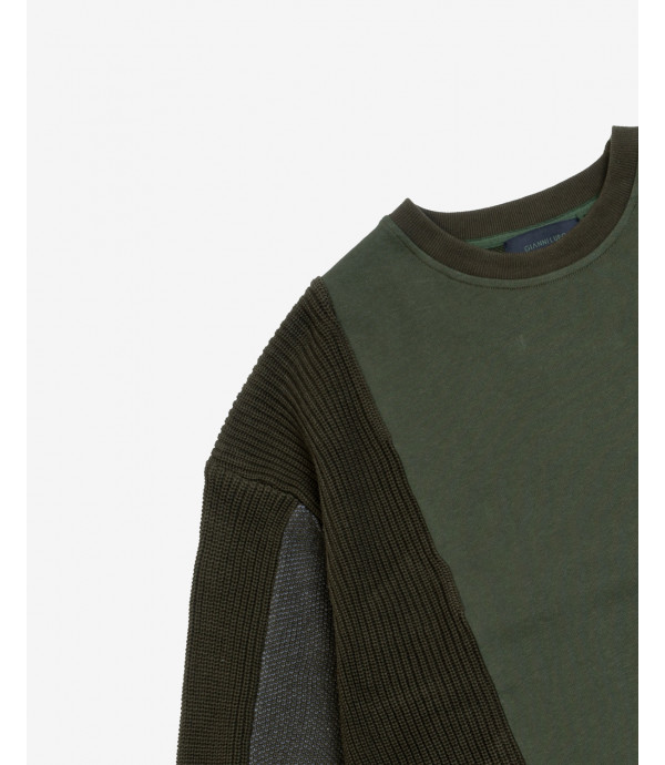 Crewneck sweater with knitted intarsia