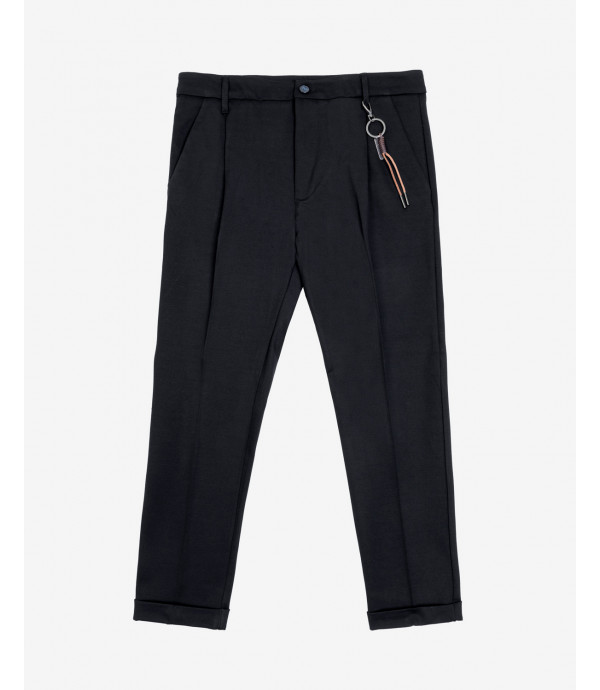 Elegant trousers with pleats
