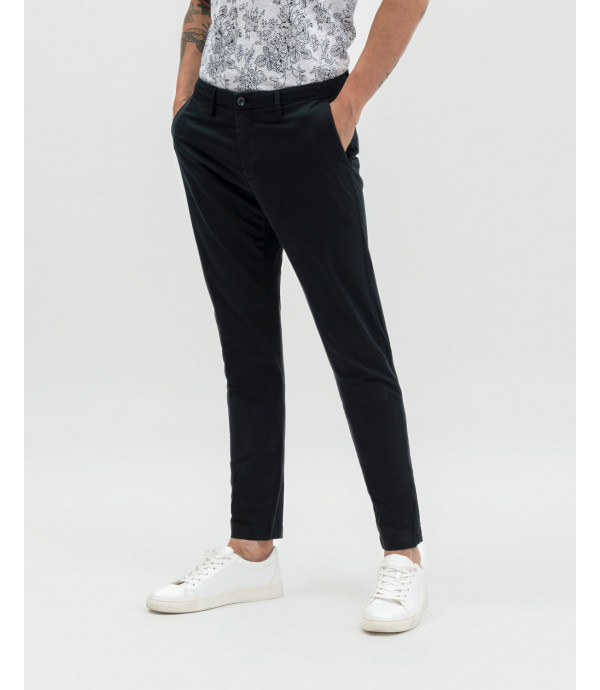 Chinos basico slim fit