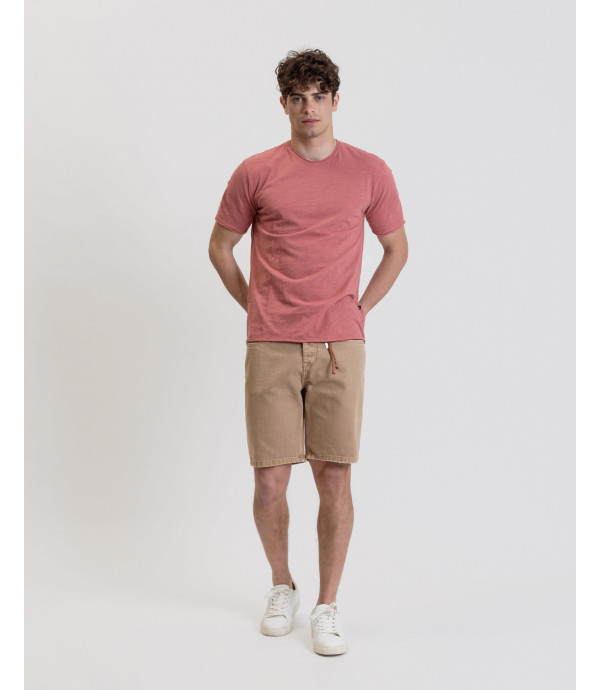 T-shirt fiammata con cucitura sul retro