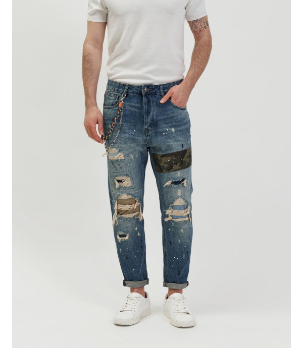 GRANT carrot fit jeans with patches and distressing