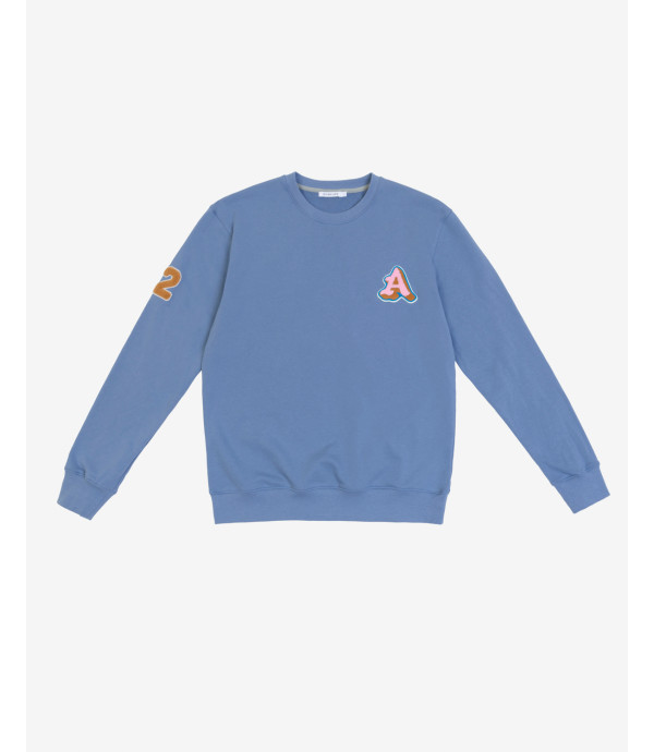 Crewneck sweatshirt with patches