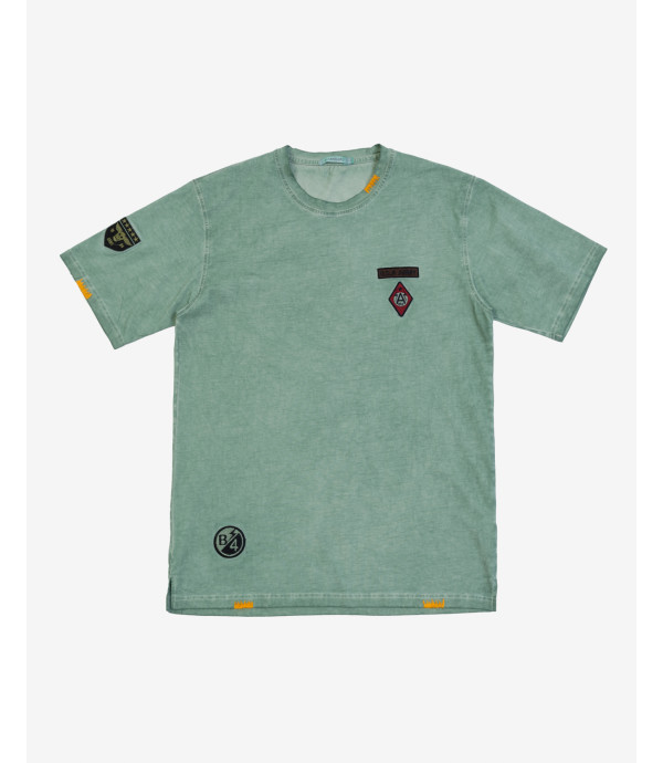 T-shirt stone wash con patch