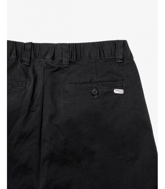 Pantaloni relaxed fit con pinces e vita elasticizzata