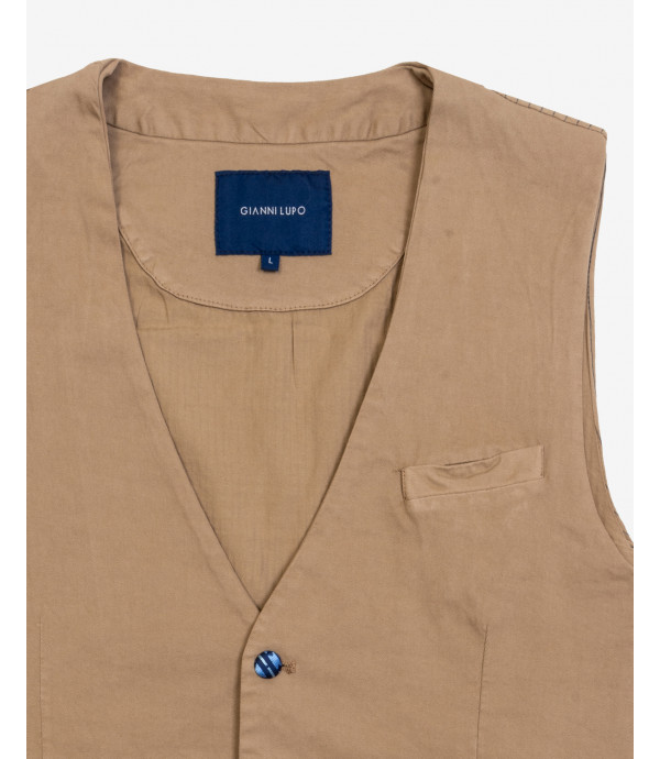 Waistcoat with coloured buttons