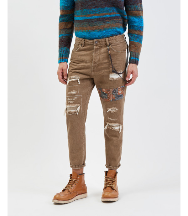 MIKE carrot fit jeans with patches and rips