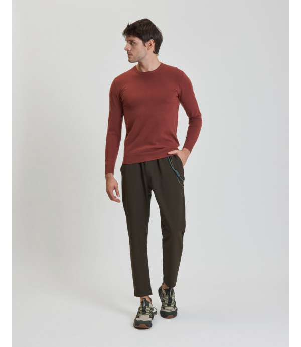 Basic crewneck sweater
