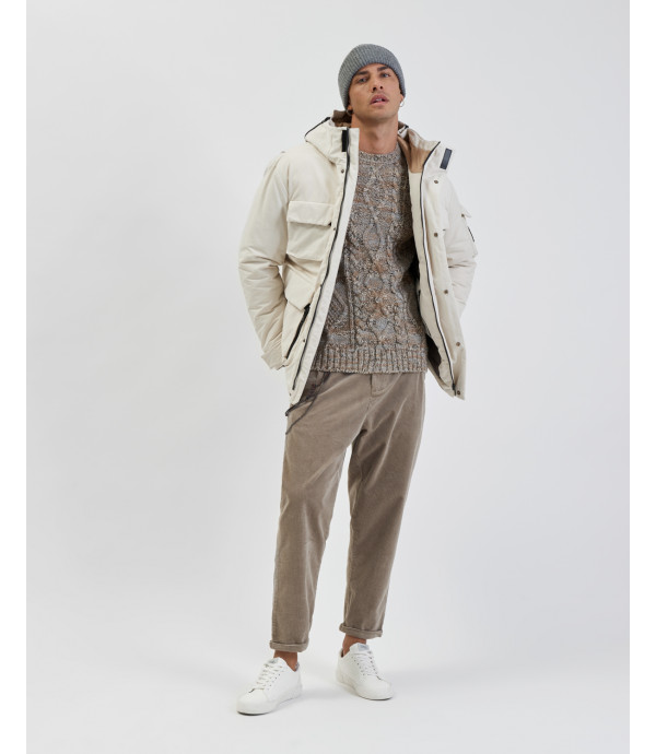 Padded jacket with front pockets