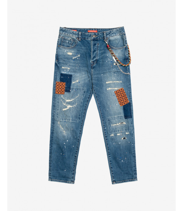MIKE95 carrot fit jeans with patches rips and paint droplets