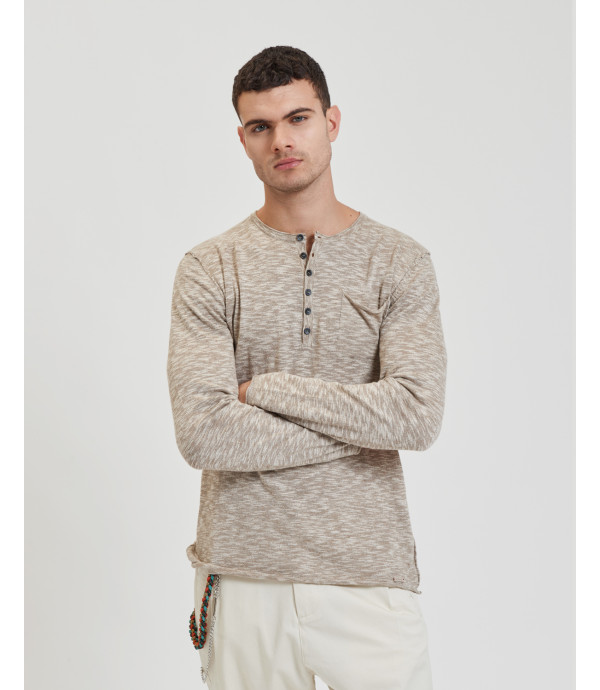 Slubbed fabric sweater with chest pocket