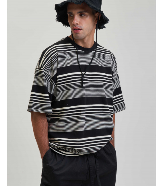 Oversize striped t-shirt