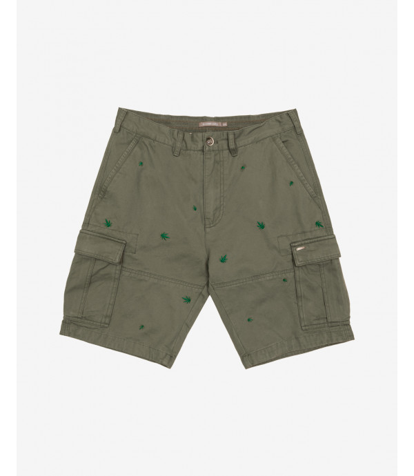 Cargo shorts with embroideries