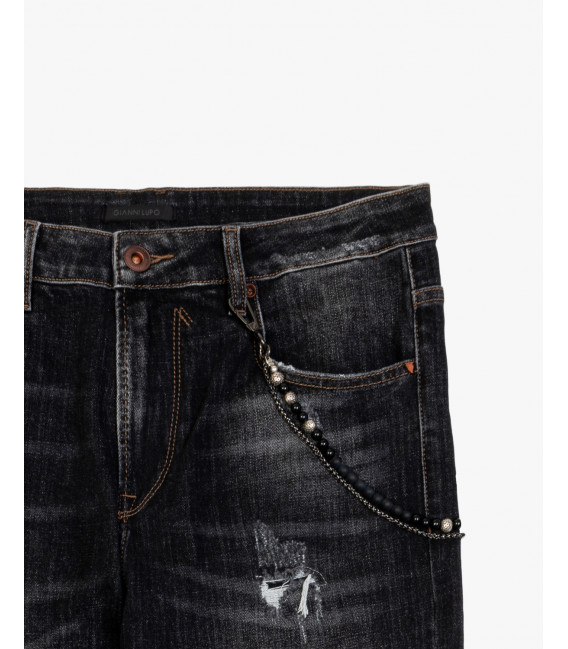 MIKE95 carrot cropped jeans with rips in black
