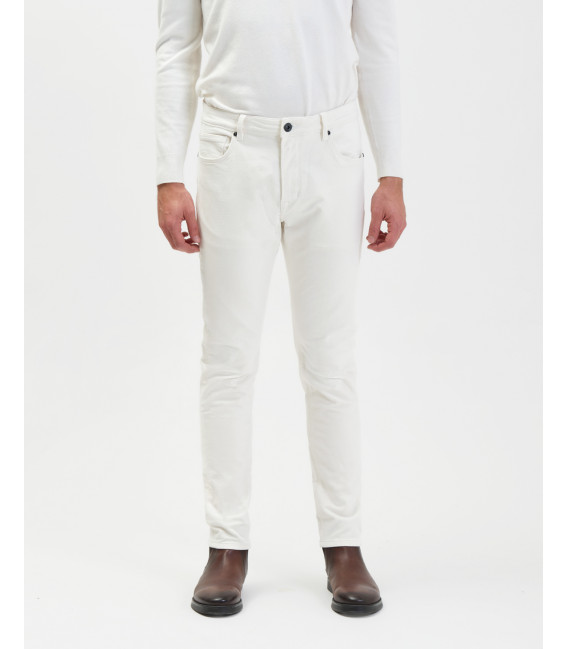 Chinos regular fit morbidi in velluto