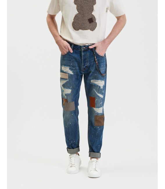 Jeans BRUCE regular fit con strappi e patch