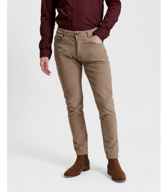 Chinos regular fit morbidi in velluto