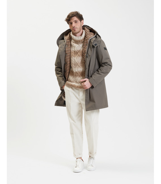 Pantalone chino slim fit in tessuto armaturato