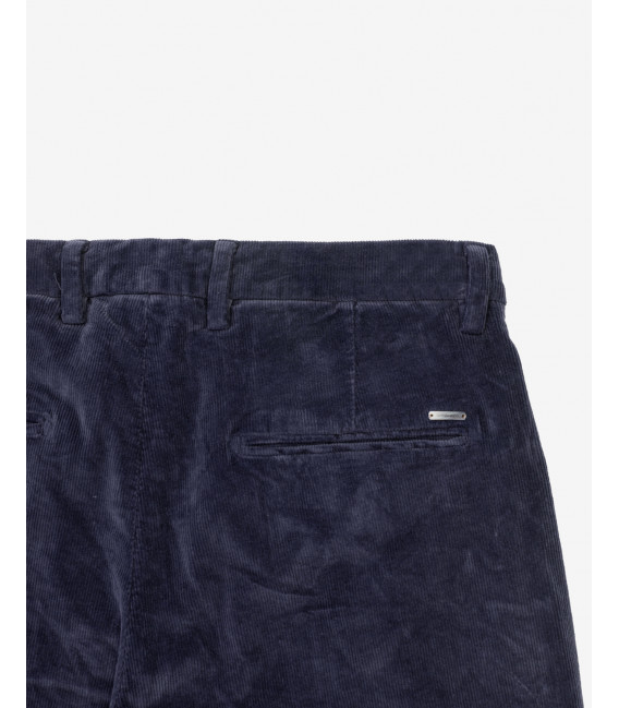 Pantaloni slim fit in velluto a coste