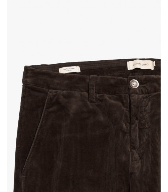 Pantaloni slim fit in velluto a coste