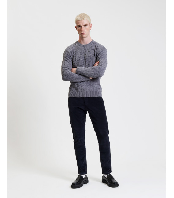 Pantaloni slim fit in velluto a coste