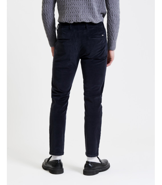 Pantaloni slim fit in velluto a coste