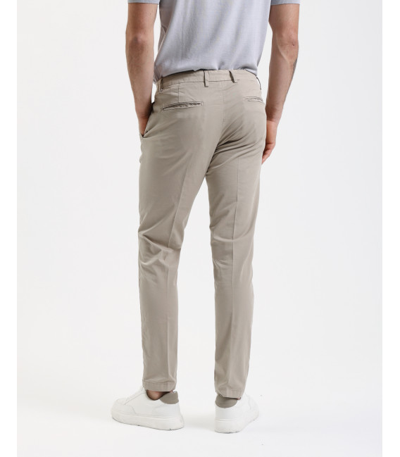 Chinos slim fit in cotone