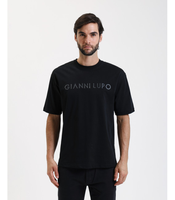 T-shirt with logo