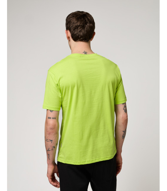 T-shirt essential