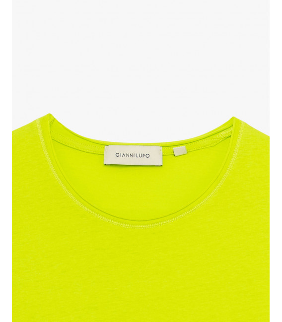 T-shirt con orli a taglio a vivo