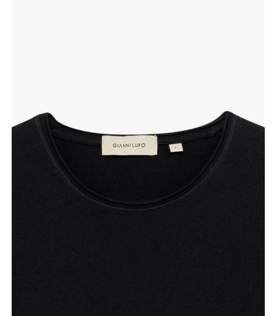 T-shirt con orli a taglio a vivo