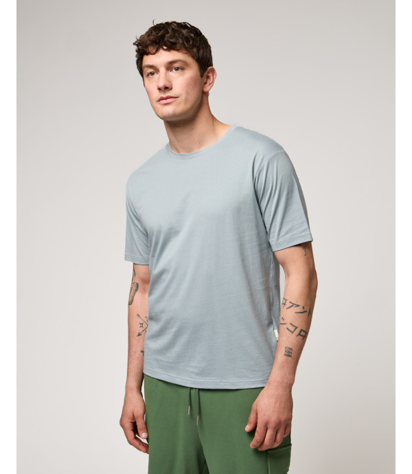 T-shirt essential