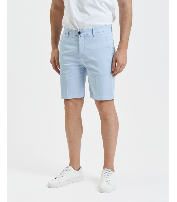 Basic chinos shorts