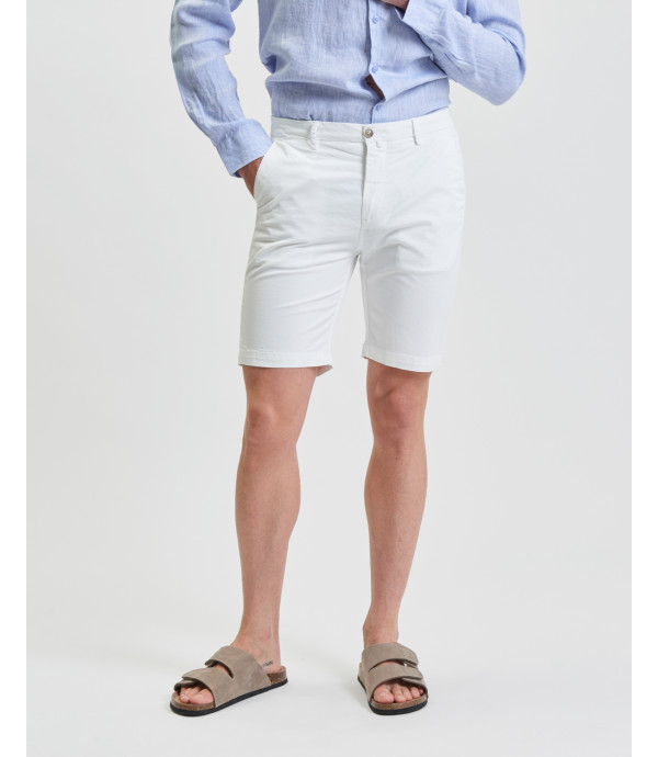 Basic chinos shorts