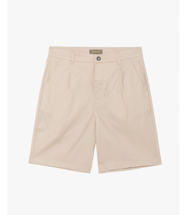 Bermuda shorts with pleats