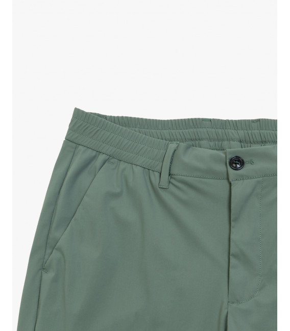 Tech fabric bermuda shorts