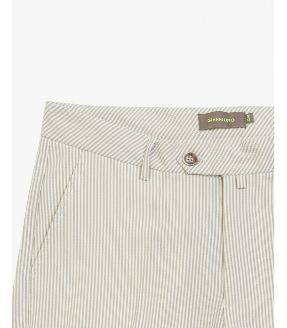 Striped bermuda shorts