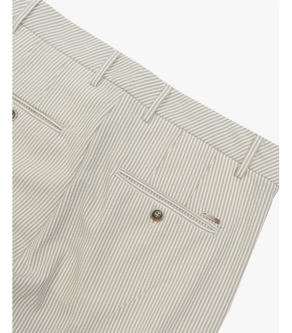 Striped bermuda shorts