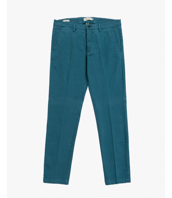 Pantaloni slim fit