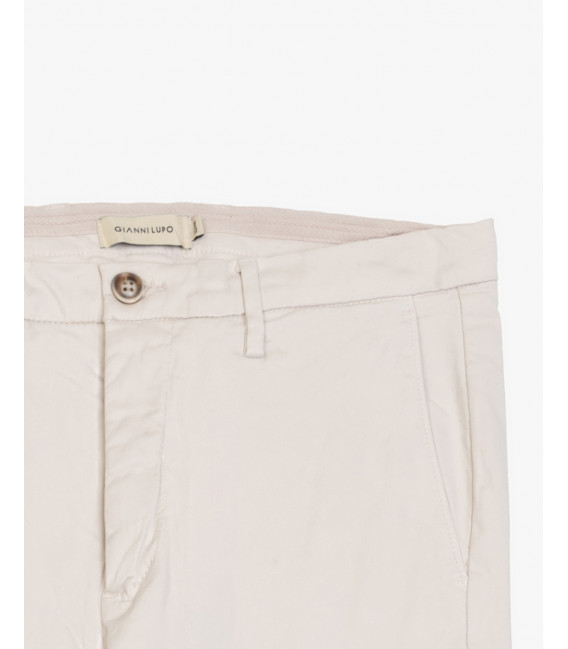 Pantaloni slim fit