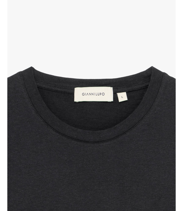 T-shirt essential