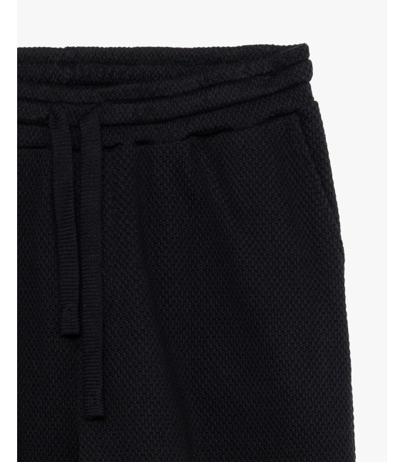 Jogger in tessuto texturizzato