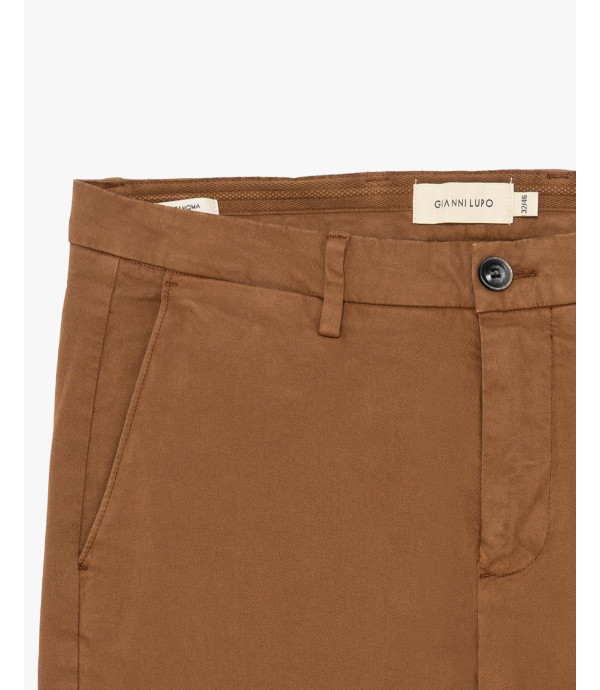 Pantaloni slim fit