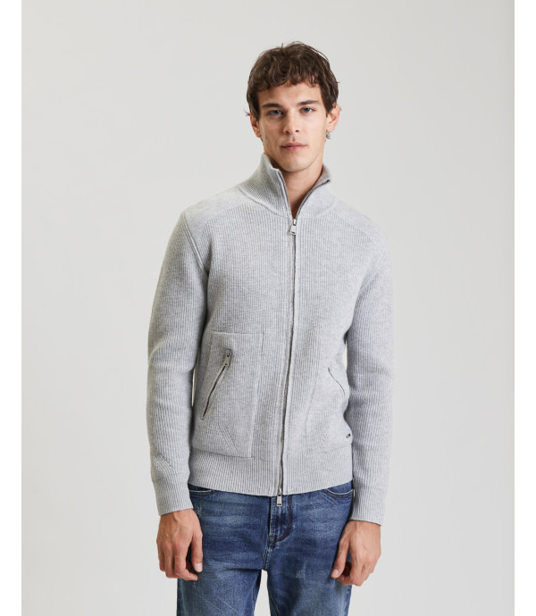 Knitted cardigan with zip