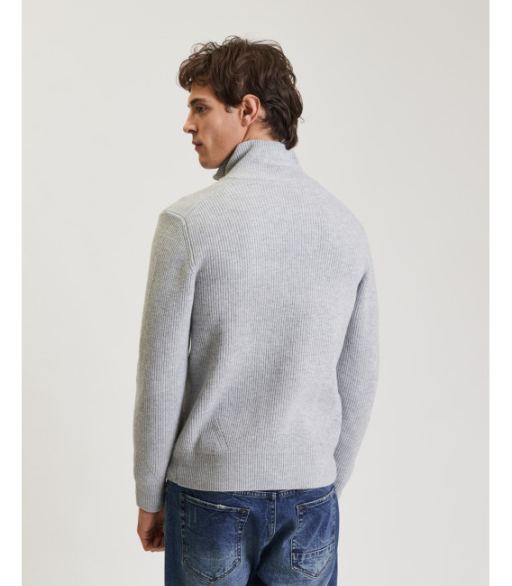 Knitted cardigan with zip