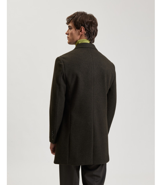 Slim fit coat