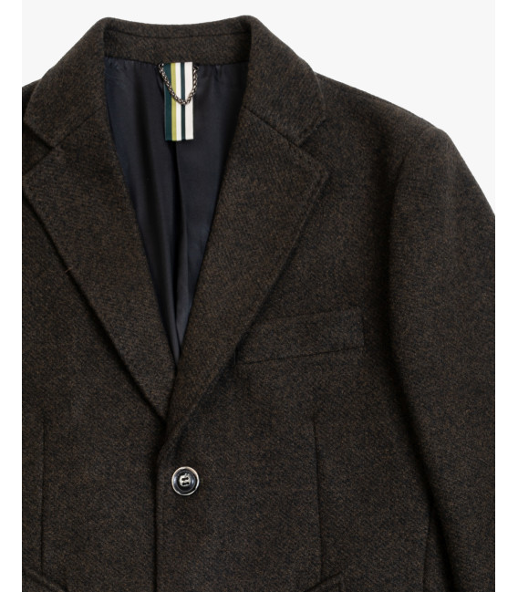 Slim fit coat